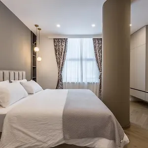 https://luxury-rooms-bolero.splithotels.org